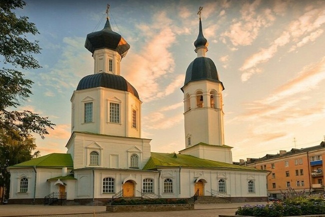 Великие Луки. Достопримечательности с описанием города и окрестности, культурный туризм, интересные места