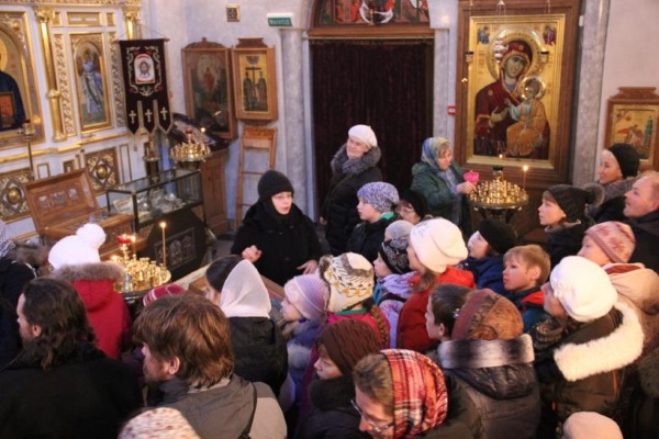 Лавра Александра Невского в Санкт-Петербурге. Сайт, адрес, фото, расписание богослужений, музей, крещение, история