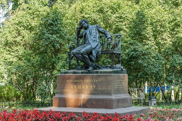 Окрестности Санкт-Петербурга. Достопримечательности, названия, экскурсии в интересные места для детей