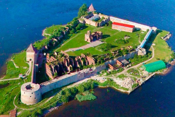 Окрестности Санкт-Петербурга. Достопримечательности, названия, экскурсии в интересные места для детей