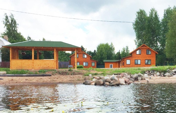 Загородный отдых в Ленинградской области. Недорого, коттеджи с бассейном, база отдыха. Цены