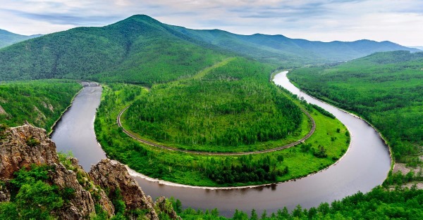 Дальний Восток. Карта с городами и поселками. Географическое положение, площадь, рельеф, климат, население, природа, животные региона