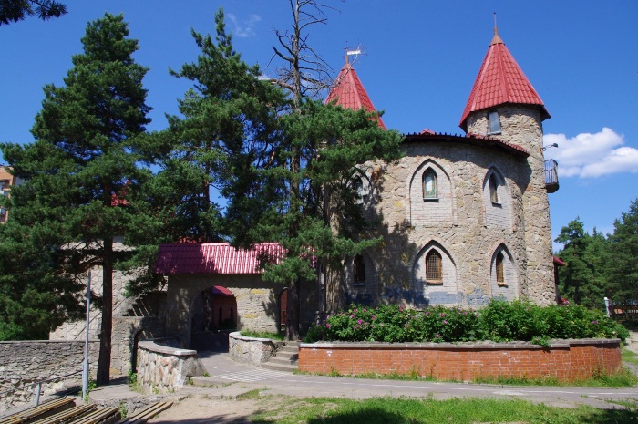 Где погулять в Санкт-Петербурге ночью, вечером, с девушкой, ребенком на праздники, выходные