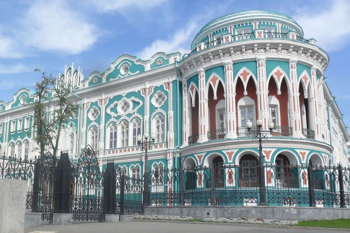 Интересные места в Екатеринбурге. Развлечения для всей семьи, детей, подростков, туристов