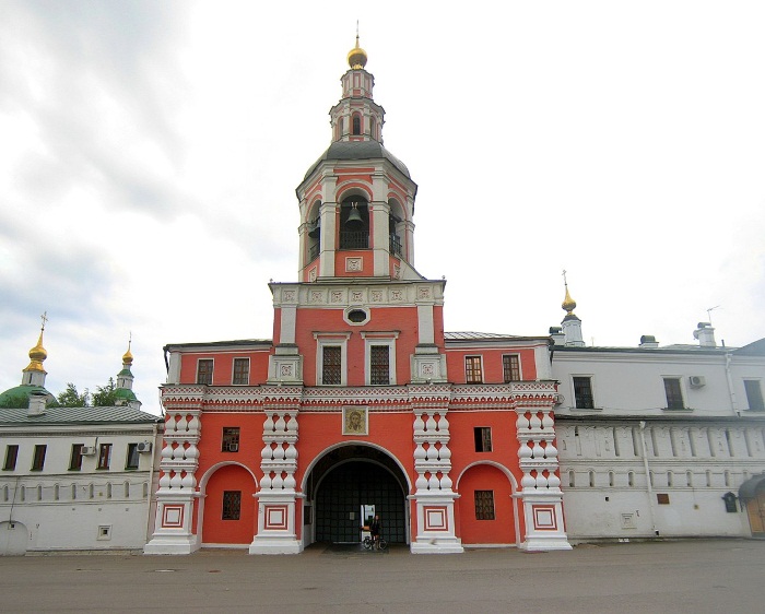 Монастыри Москвы действующие Адреса, метро, список мужские и женские