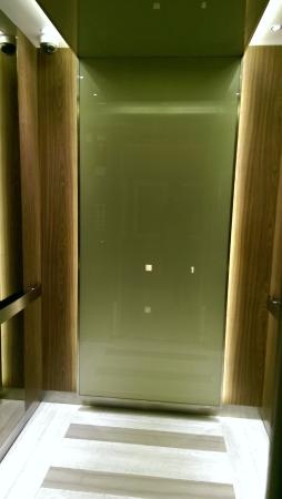 Отель Hilton Garden INN Dubai al Muraqabat 4* в ОАЭ, Дубаи