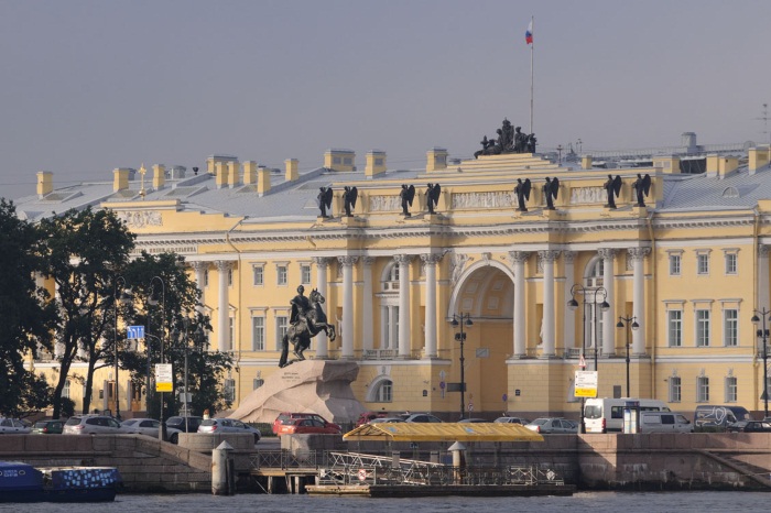 Площадь конституции фото спб