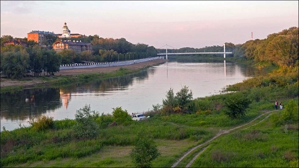 Река Урал на карте России. Куда впадает, где находится, исток, характеристики