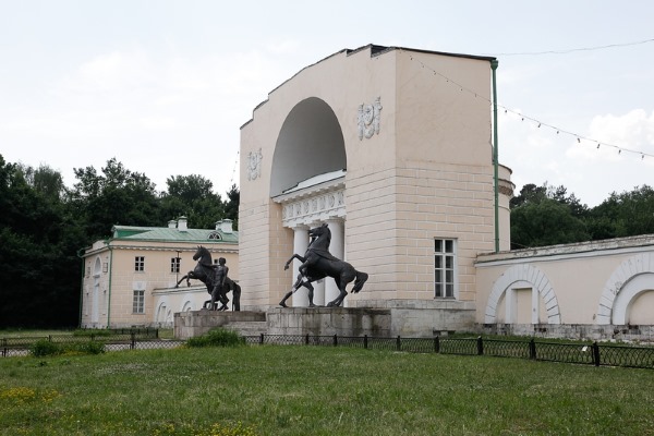 Усадьба Голицыных в Кузьминках. История, как добраться, адрес, фото