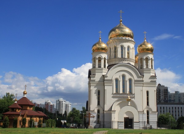 Храм Святого Праведного Иоанна Кронштадтского в Черемушках. Расписание богослужений, история, фото