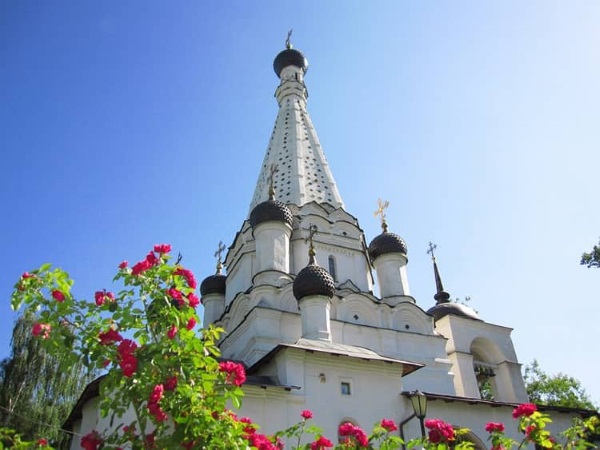 Храм покрова Пресвятой Богородицы в Медведкове. История, расписание богослужений