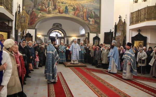 Храм Воскресения Христова в Сокольниках. Расписание богослужений, адрес, святыни, история