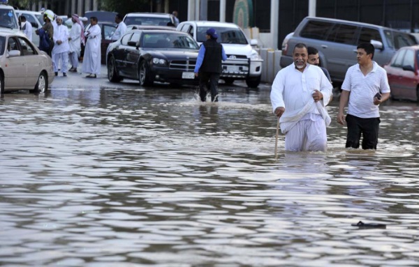 Погода в Эмиратах. Температура воды и воздуха по месяцам