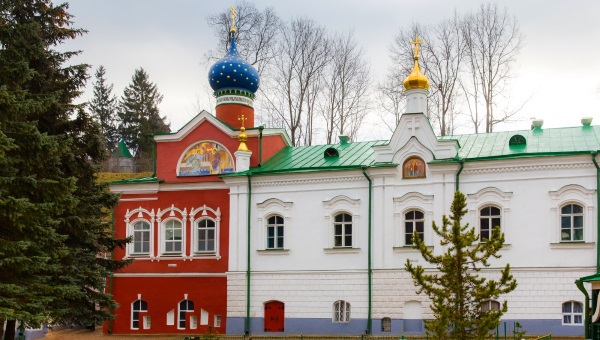Псковско-печерский монастырь. Пещеры, фото, история, как добраться