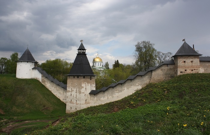 Псковско-печерский монастырь. Пещеры, фото, история, как добраться