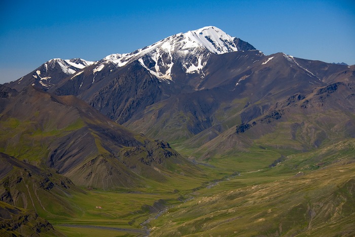 Самые высокие горы на земле. Рейтинг, где расположены, фото