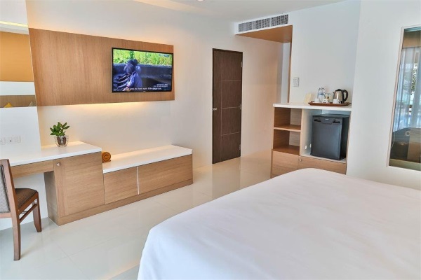 Chanalai Hillside Resort 4*, Phuket, Karon. Фото отеля, цены, отзывы