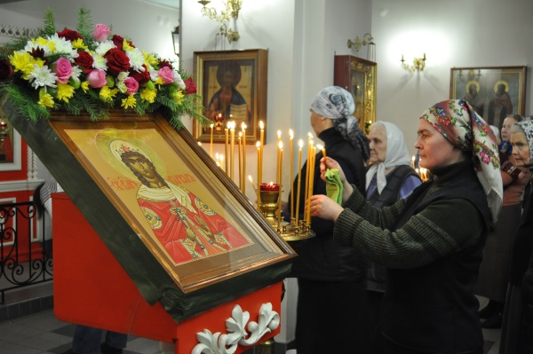 расписание служб в храме пантелеймона целителя в кирове на завтра точная. Смотреть фото расписание служб в храме пантелеймона целителя в кирове на завтра точная. Смотреть картинку расписание служб в храме пантелеймона целителя в кирове на завтра точная. Картинка про расписание служб в храме пантелеймона целителя в кирове на завтра точная. Фото расписание служб в храме пантелеймона целителя в кирове на завтра точная