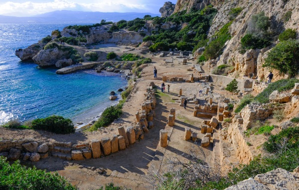 Лутраки, Греция. Отели с термальными источниками на карте. Фото, цены, отзывы