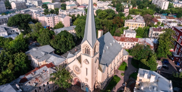 Собор Святого Петра и Павла в Москве. История, фото, концерты, как добраться