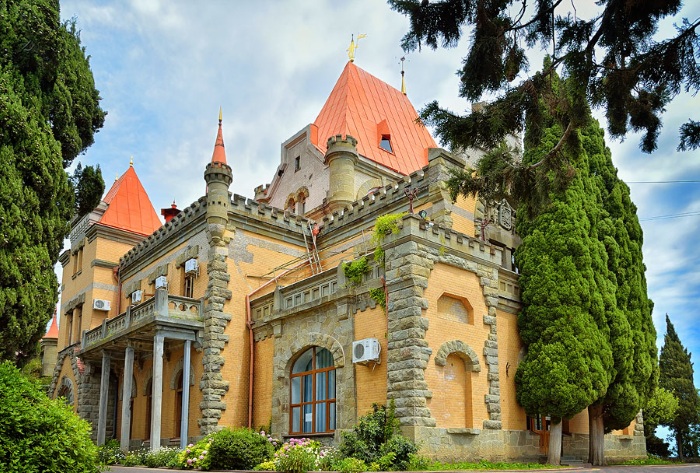 Алушта. Достопримечательности, фото, что посмотреть самостоятельный, маршрут на карте для туриста