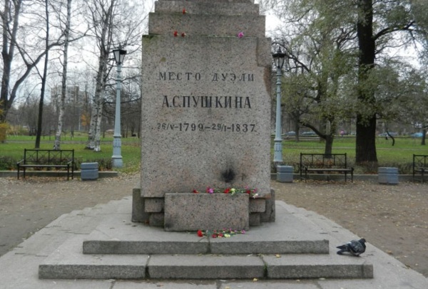 Автобусные экскурсии по Санкт-Петербургу для детей, взрослых на двухэтажном автобусе. Расписание недорогих и интересных