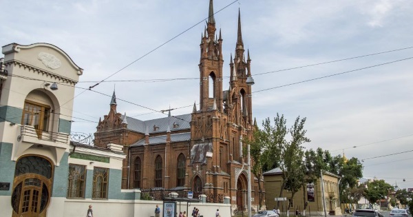 Храм Пресвятого Сердца Иисуса в Самаре. Адрес, история, фото, интересные факты