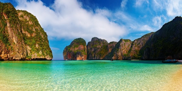 Лучшие пляжи Тайланда с белым песком, голубой водой на Пхукете. Фото