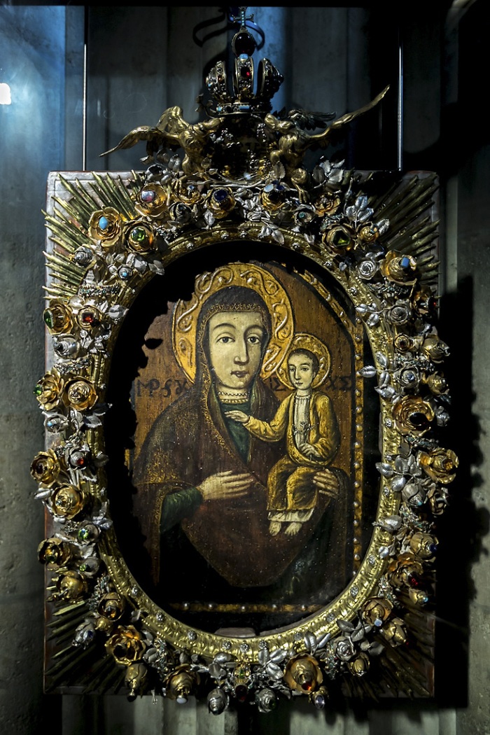 в какой стране находится собор святого стефана
