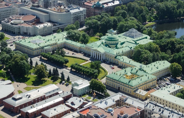 Таврический дворец в Санкт-Петербурге. Архитектор, история, стиль, фото, адрес