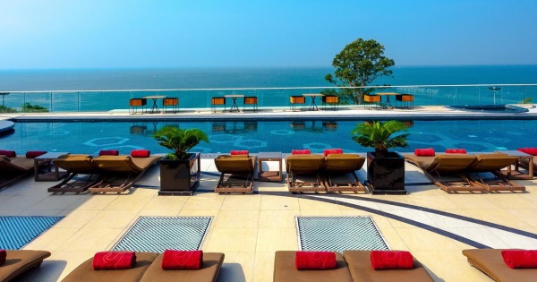 Centara Grand Phratamnak Resort Pattaya 5* Таиланд. Отзывы, фото отеля, цены