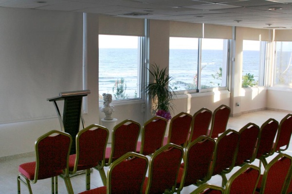 Flamingo Beach Hotel 3* Кипр/Ларнака. Отзывы, фото отеля, цены
