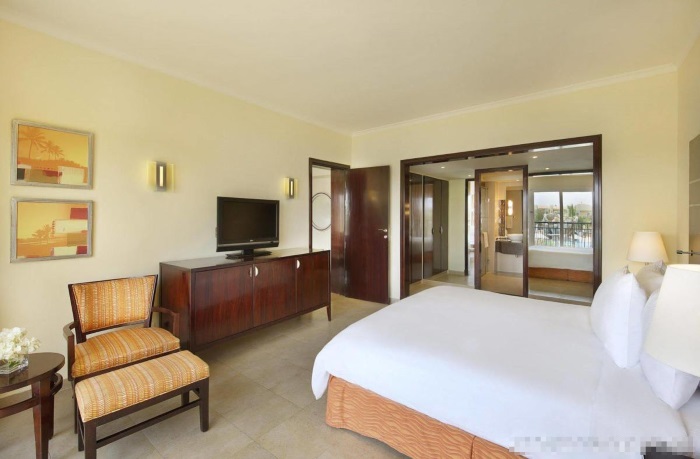 Hilton Sharks Bay Resort 4* Шарм-эль-Шейх, Египет. Отзывы, фото, видео, цены