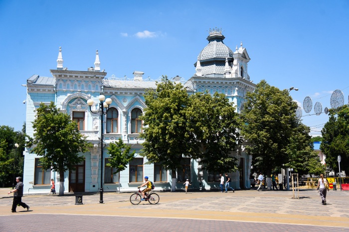 Красивые места в Краснодаре для фотосессий, отдыха на природе, погулять ночью. Аквапарк, Ботанический сад, контактный зоопарк