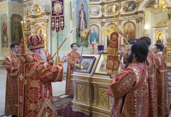 Покровский собор Пенза богослужение