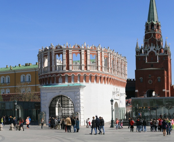 Троицкая башня московского Кремля. Высота, фото, история, из чего сделана