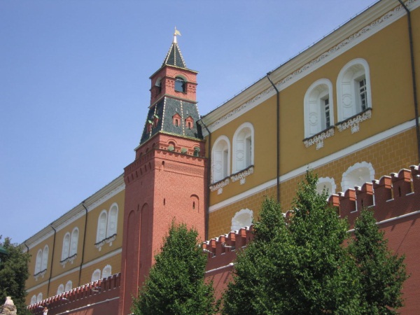 Троицкая башня московского Кремля. Высота, фото, история, из чего сделана