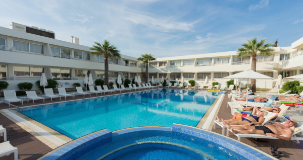 Melpo Antia Hotel Apartments 4* Кипр, Айя Напа. Отзывы, фото отеля, цены