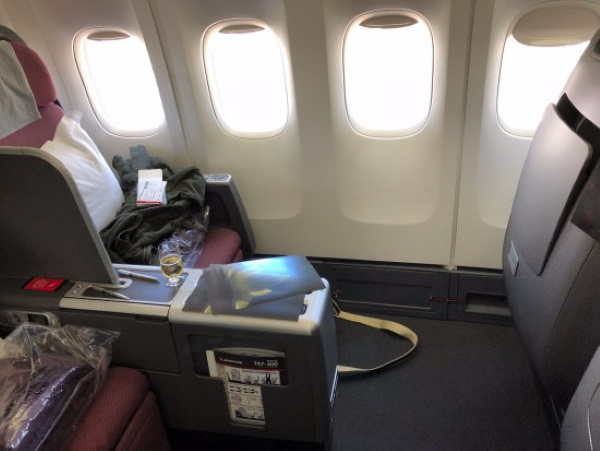 Боинг 747. Фото, схема салона -8 -300 -400 -800, вместимость пассажиров, какие места лучше