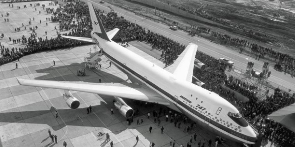 Боинг 747. Фото, схема салона -8 -300 -400 -800, вместимость пассажиров, какие места лучше