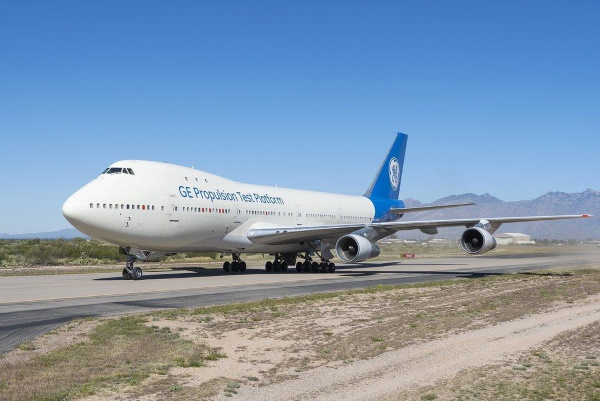 Боинг 747. Фото, схема салона -8 -300 -400 -800, вместимость пассажиров, какие места лучше