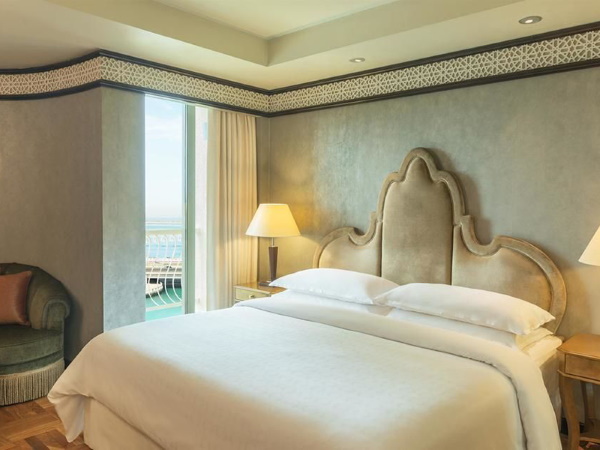 Sheraton Abu Dhabi Hotel & Resort 5* Абу-Даби, ОАЭ. Отзывы, фото отеля, цены