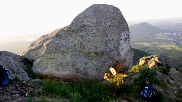Бештау гора, Пятигорск. Фото, высота, скалы, урановые рудники, карта восхождения