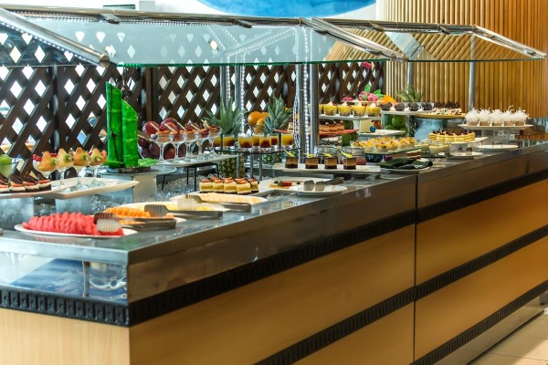 Hotel Holiday International Sharjah 4* (Холидей Интернациональ) ОАЭ/Шарджа. Отзывы, фото, цены
