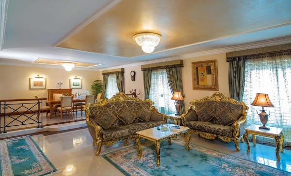 Hotel Holiday International Sharjah 4* (Холидей Интернациональ) ОАЭ/Шарджа. Отзывы, фото, цены