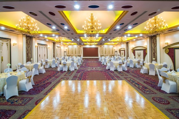 Hotel Holiday International Sharjah 4* (Холидей Интернациональ) ОАЭ/Шарджа. Отзывы, фото, цены