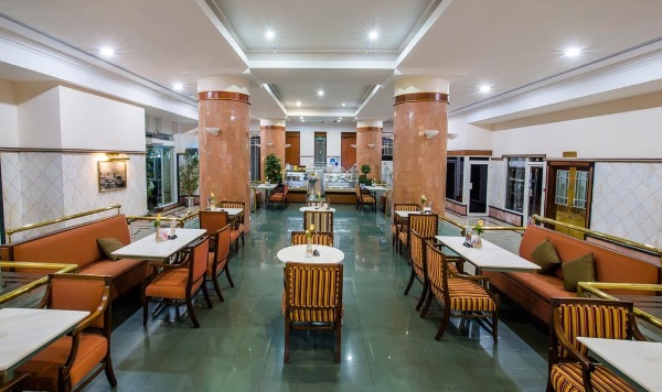 Hotel Holiday International Sharjah 4* (Холидей Интернациональ) ОАЭ/Шарджа. Отзывы, фото, цены