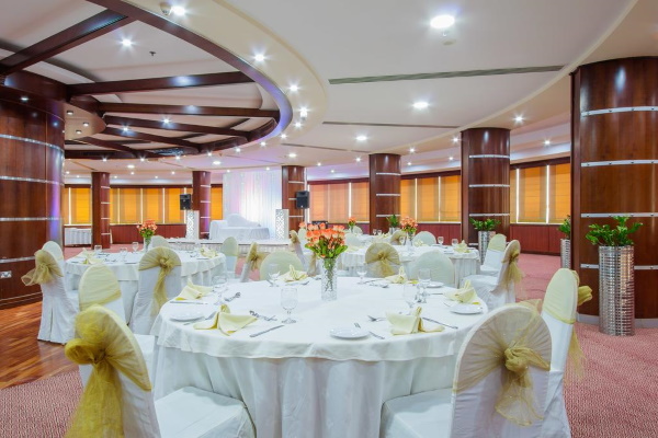 Sharjah Premiere Hotel & Resorts 3* (Премьер отель Резорт 3) ОАЭ/Шарджа. Фото, цены