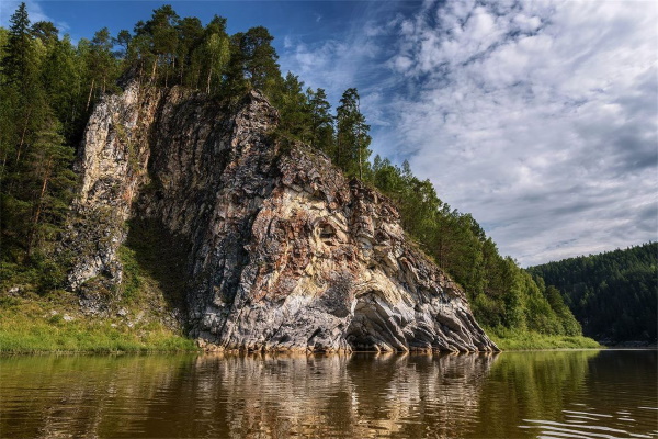 Базы отдыха Свердловской области с бассейном, домиками, водоемом, баней, питанием. Карта, цены, отзывы