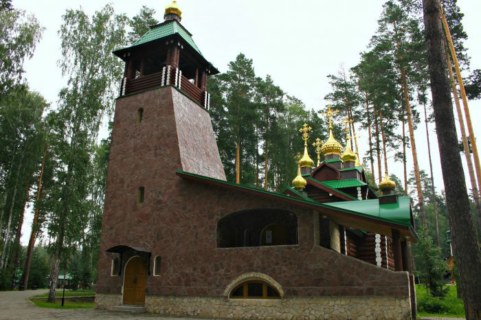 Монастырь Святых Царственных Страстотерпцев, Ганина яма. Расписание, фото